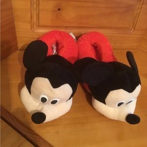 Disney Store Mickey Mouse Slippers size 11/12